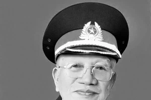 Trung tướng Khuất Duy Tiến từ trần ở tuổi 94