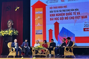 Bàn về hướng đầu tư và tài trợ cho văn hóa