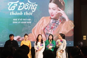 ‘Tơ đồng thánh thót’: Tiên phong đưa nghệ thuật hát xẩm kết hợp với giao hưởng 