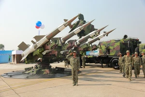 Cận cảnh thiết bị quân sự tại Triển lãm Quốc phòng quốc tế Việt Nam 