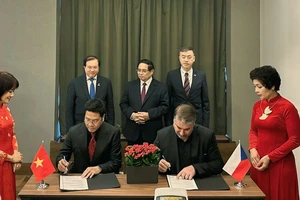 Học viện Âm nhạc Quốc gia Việt Nam hợp tác với Dàn nhạc Bohemia Praha