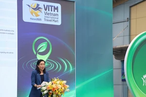 Lượng khách Việt Nam ra nước ngoài đạt con số kỷ lục