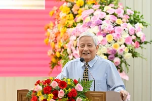 Nhà báo Hà Đăng ra mắt sách 'Tinh hoa cách mạng Việt Nam' ở tuổi 96