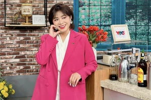 MC Hoàng Linh xin lỗi vì quảng cáo sữa giả