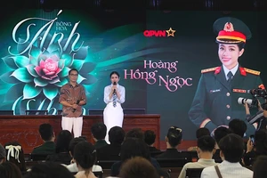 Quán quân Sao Mai Hoàng Hồng Ngọc tổ chức liveshow đầu tiên
