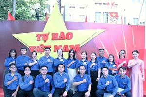 Kêu gọi các KOL, KOC, TikToker cùng thổi bùng ngọn lửa yêu nước