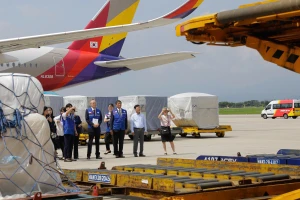 Nhật Bản gửi hàng cứu trợ khẩn cấp người dân chịu ảnh hưởng bão lũ ở Việt Nam