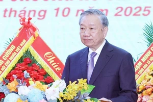 Tổng Bí thư: 'Xây dựng thế trận tình báo vững chắc'