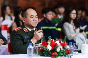 Công an Thành phố Hà Nội phối hợp làm phim về tội phạm công nghệ cao 