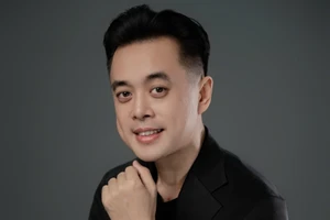 Nhạc sĩ Dương Khắc Linh dời liveshow để hướng về miền Trung 