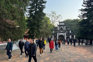 Lắp camera AI tại Lễ hội Du lịch Chùa Hương để giám sát văn minh lễ hội 