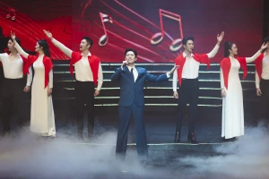 Ca sĩ Anh Tú nói về cảm xúc khi sáng tác, trình bày ca khúc 'Thưa Đảng'