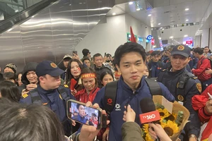 Đội tuyển U-23 Việt Nam về nước: Đình Bắc được săn đón nhất 