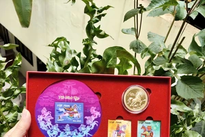 Phát hành bộ tem Tết Bính Ngọ và đồng xu Nhật Mã Phi Vân