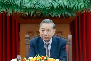 Tổng Bí thư Tô Lâm: Phát triển quan hệ với Trung Quốc là ưu tiên hàng đầu