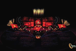 Kỵ binh, quân khuyển và dàn rocker đình đám hội ngộ trong "Âm vang Tổ quốc"