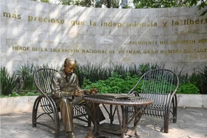 Bộ Ngoại giao thông tin về tượng Chủ tịch Hồ Chí Minh tại Mexico City