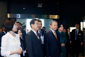 Tổng Bí thư, Chủ tịch nước Tô Lâm chủ trì Chương trình hữu nghị đặc biệt tại Hoàng thành Thăng Long