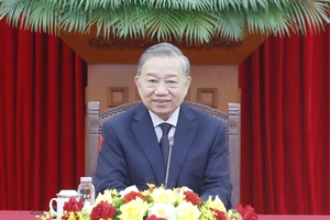 Tổng Bí thư, Chủ tịch nước Tô Lâm điện đàm với Thủ tướng Australia 