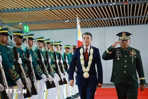 Thủ tướng Lê Minh Hưng đến Philippines dự Hội nghị Cấp cao ASEAN lần thứ 48