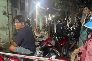 6 trẻ kẹt trong căn nhà cháy, 2 em tử vong