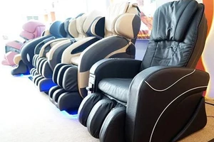 Bộ Tài chính siết 'ma trận' giá ghế massage