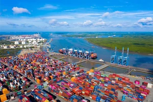 Gỡ điểm nghẽn để Đông Nam bộ phát triển xứng tầm