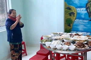 Nhớ thời nghèo khó, ngày 30 Tết theo má đi chia thịt heo