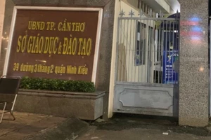 Công an tìm người bán máy in trong gói thầu mua sắm của Sở Giáo dục Cần Thơ