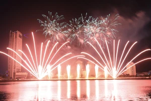 Lễ hội pháo hoa Quốc tế Đà Nẵng 2023: Đội Pháp vô địch