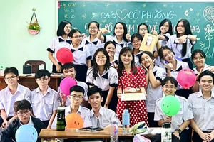 Ngày 20-11, tôi vẫn thích tặng hoa, quà thầy cô