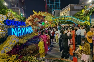 Không khí đón giao thừa tại các địa phương trên cả nước