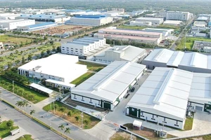 Một khu công nghiệp tại huyện Sóc Sơn, Hà Nội. Ảnh: M.TRÚC