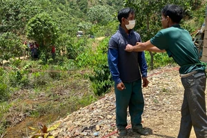 Uống rượu say, bố vợ giết con rể