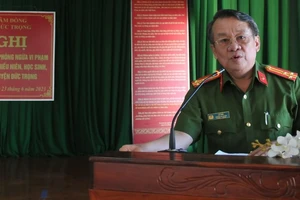 Công an gặp mặt hơn 100 phụ huynh để trao đổi, ngăn ngừa các em vi phạm, phạm tội 