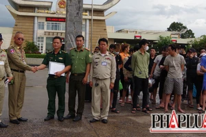 Giải cứu 33 người Việt trong các sòng bạc ở Campuchia