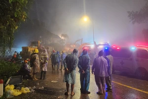 Tập trung toàn bộ lực lượng cứu hộ vụ sạt lở ở chốt CSGT đèo Bảo Lộc