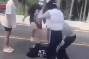 4 người trong 'clip 5 phụ nữ đánh cô gái' ở Đà Lạt bị khởi tố