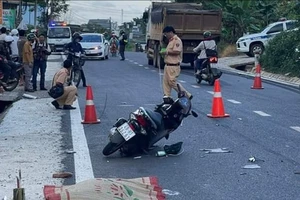 Xe ben gây tai nạn khi vượt trên QL 55 khiến 2 người thương vong