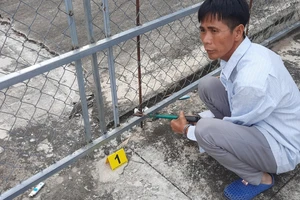 Đột nhập vào bệnh viện lấy trộm xe máy