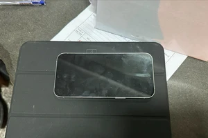 Phụ xe lấy tài sản của khách bỏ quên trên xe, bị truy tìm tới cùng 