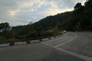 Có gì trên tuyến Quốc lộ 20 vào chiều 30 tết