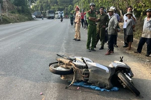 Va chạm với xe khách, người phụ nữ tử vong tại chỗ