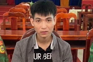 Mua ma tuý từ Campuchia về sử dụng