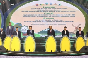 Phó Thủ tướng Trần Lưu Quang dự lễ công bố 7 dự án nông nghiệp trọng điểm ở Tây Ninh