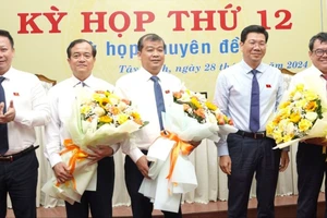 Ông Nguyễn Hồng Thanh làm Phó Chủ tịch UBND tỉnh Tây Ninh