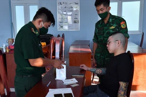 Bắt thanh niên Đài Loan định mang ma túy vào TP.HCM 