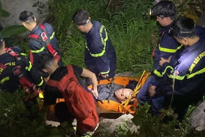 4 người bị lạc trên núi Bà Đen