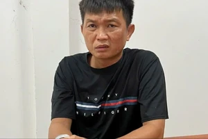 Trộm xe máy sau khi nướng sạch tiền ở chiếu bạc bên Campuchia