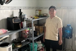 2 vợ chồng ở tỉnh Tây Ninh lên mạng bán thực phẩm chức năng giả